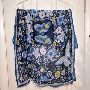 Pretty blue purple yellow scarf